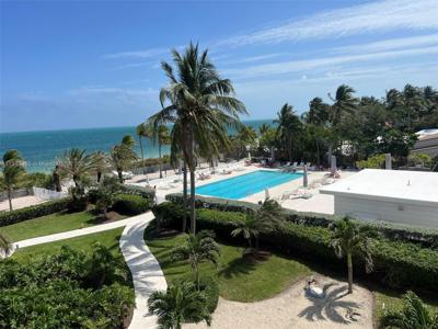613 Ocean Dr