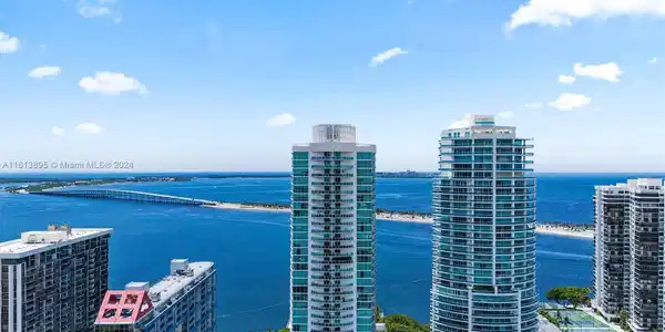 2101 Brickell Ave