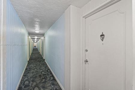 1205 Mariposa Ave
