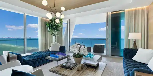 9349 Collins Ave