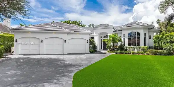434 Areca Palm Rd