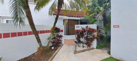 2410 San Remo Cir