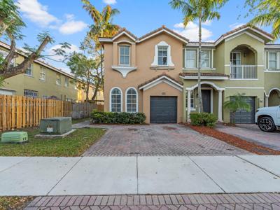 2482 SE 14th Ct