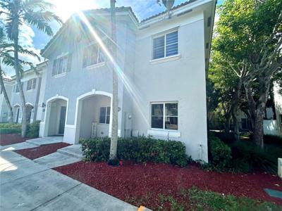 3036 SE 15th Ave