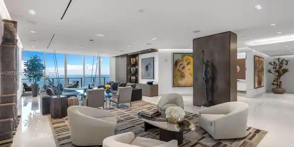 350 Ocean Dr