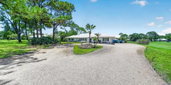 4735 SW Bimini Cir S