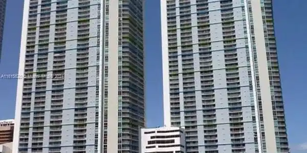 335 S Biscayne Blvd