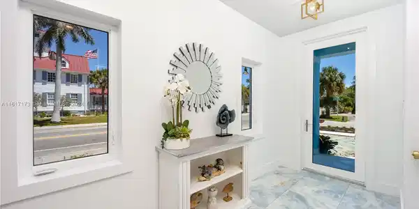 101 Desota St