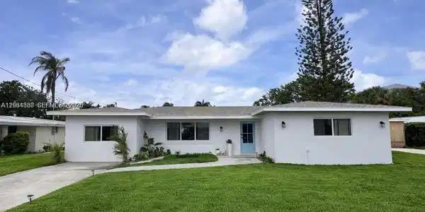 1240 Binney Dr