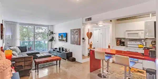 1035 West Ave