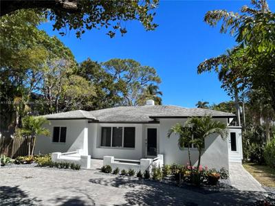454 N Victoria Park Rd