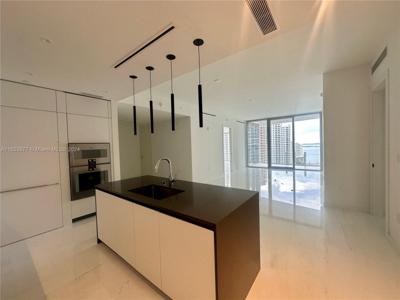 300 biscayne Blvd way