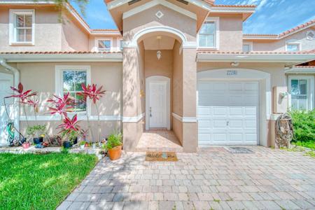 27240 SW 138th Path