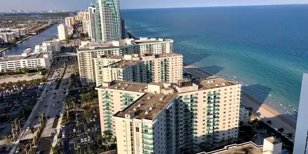 4111 S Ocean Dr