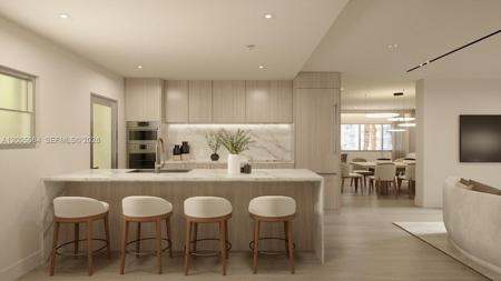 250 Collins Ave