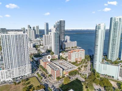 2001 Biscayne Blvd