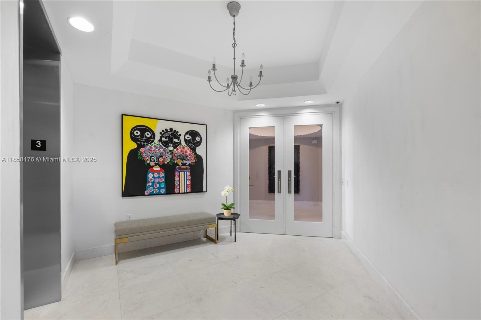Image 3: Foyer