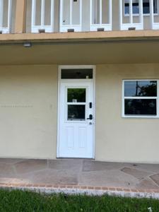 620 NE 12th Ave