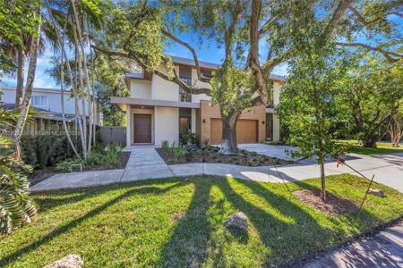 5140 SW 73rd Ter