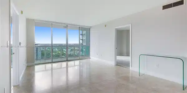 1800 N Bayshore Dr