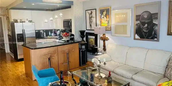 1800 79th St Cswy