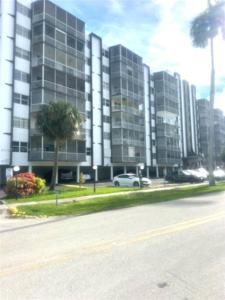 400 Diplomat Pkwy