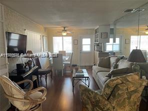 2121 NE 42nd Ct