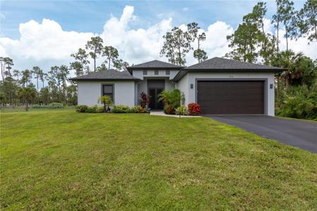 3773 8TH AVE NE, GOLDEN GATE ESTATES, NAPLES
