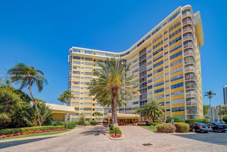 100 Golden Isles Dr
