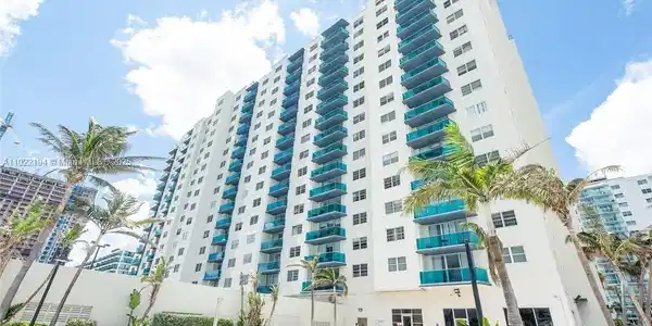 4001 S Ocean Dr