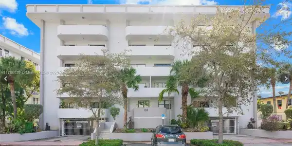 130 S Shore Dr