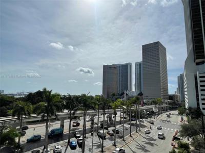 50 BISCAYNE BLVD