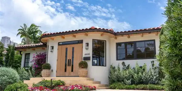 4430 Royal Palm Ave