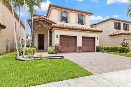 692 SE 35th Ave