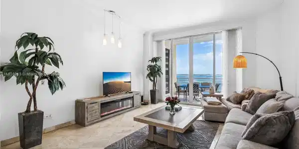 808 Brickell Key Dr