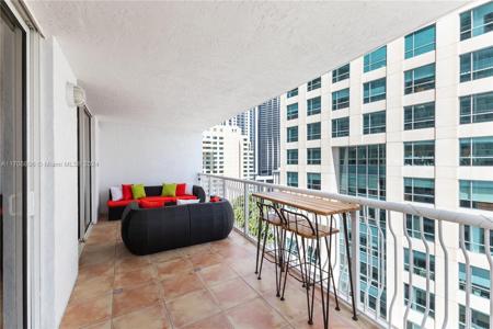 1200 Brickell Bay Dr