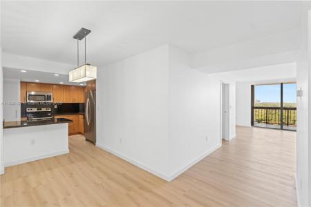 2333 Brickell Ave