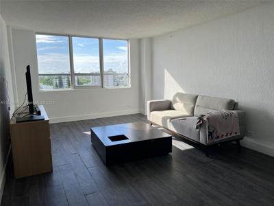 1500 Bay Rd