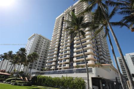5757 Collins Ave