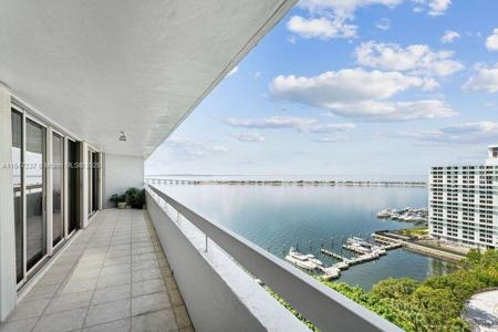 1627 Brickell Ave