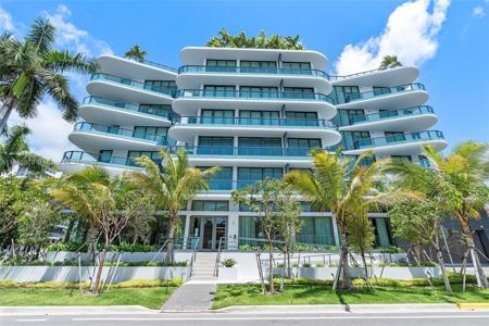 9901 W Bay Harbor Dr