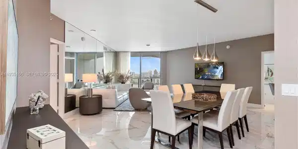17301 Biscayne Blvd