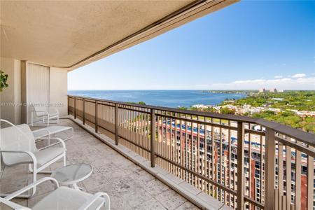 2901 S Bayshore Dr