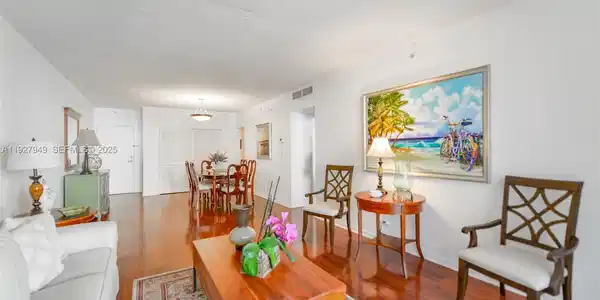 3000 S Ocean Dr