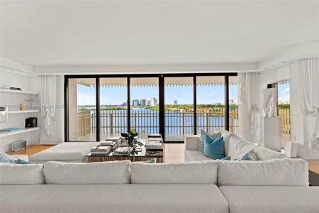 1 Grove Isle Dr