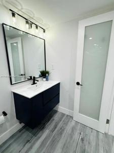 345 Ocean Dr