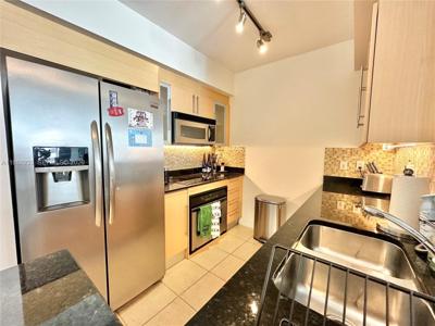 335 S Biscayne Blvd