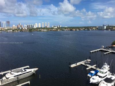17301 Biscayne Blvd