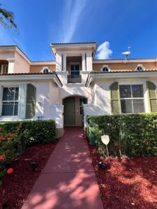 2339 NE 42nd Cir