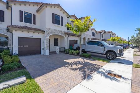 11904 SW 247th Ter